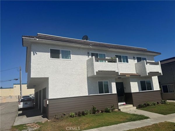 17422 Keelson , Unit 4, Huntington Beach, CA 92647