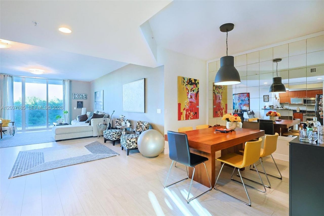 15051 Royal Oaks Ln, Unit 401, North Miami, FL 33181 Photo