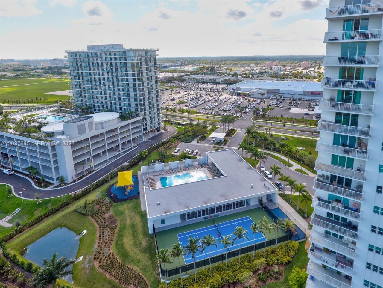 15051 Royal Oaks Ln, Unit 401, North Miami, FL 33181 Photo