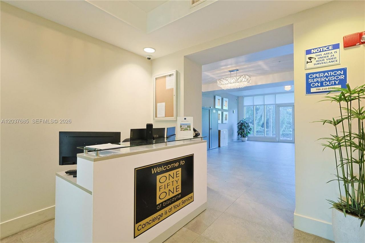 15051 Royal Oaks Ln, Unit 401, North Miami, FL 33181 Photo