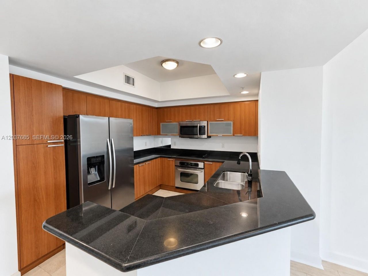 15051 Royal Oaks Ln, Unit 401, North Miami, FL 33181 Photo
