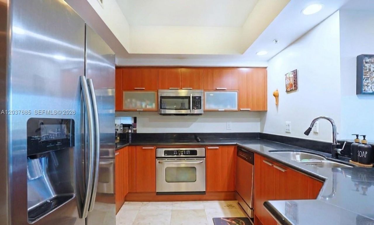 15051 Royal Oaks Ln, Unit 401, North Miami, FL 33181 Photo