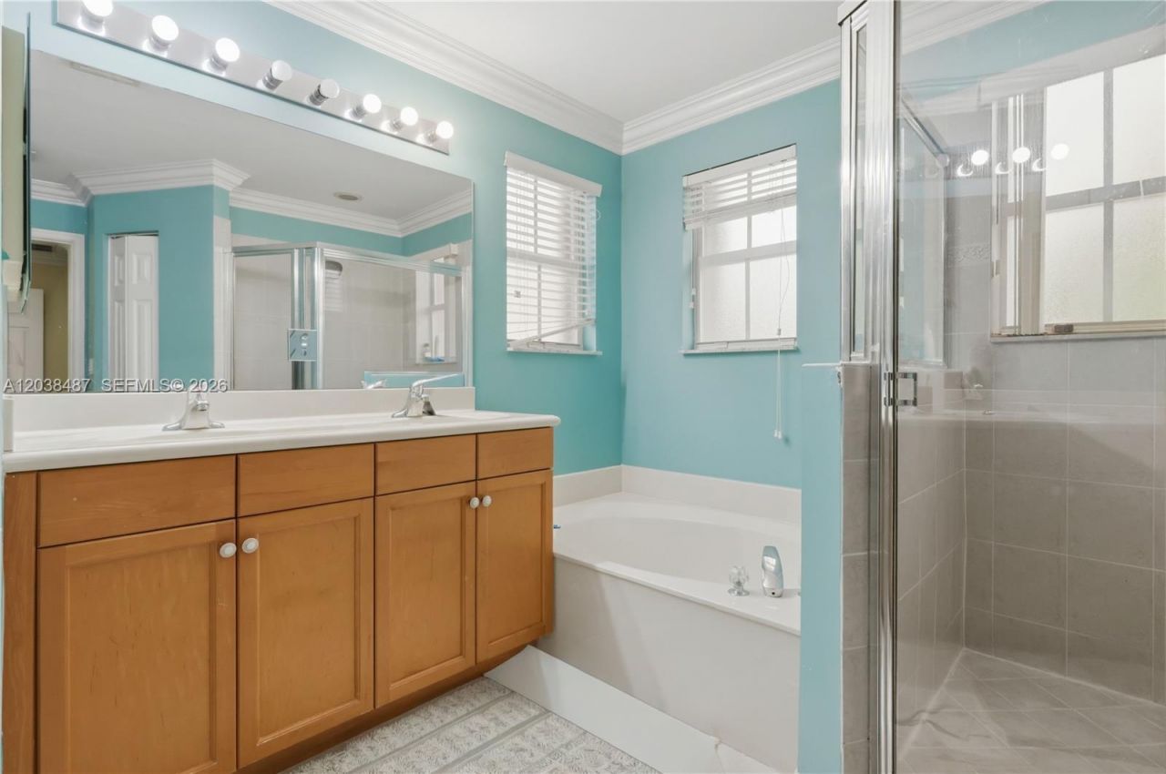 4813 SW 155th Ter, Miramar, FL 33027 Photo