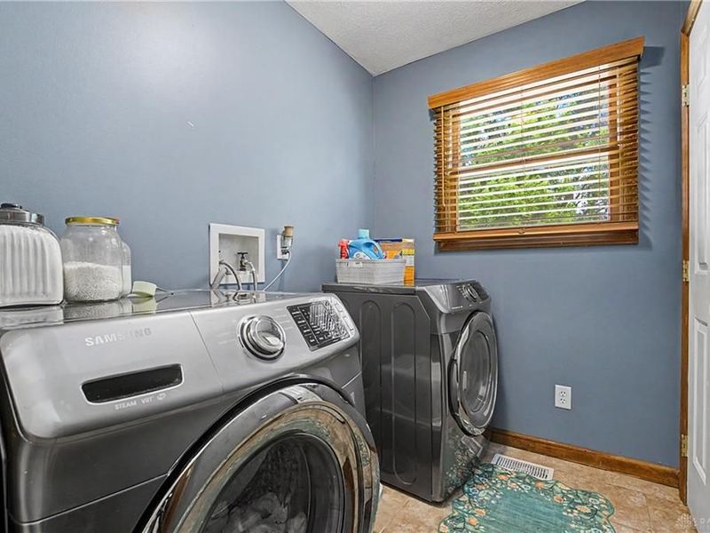 100 Valley Forge Court, Eaton, OH 45320 Photo 24