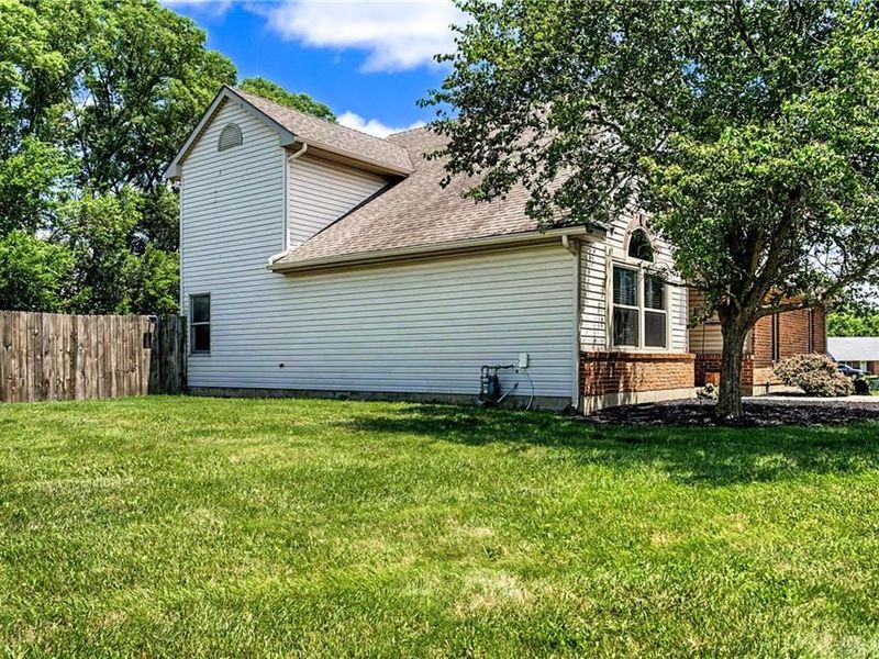 100 Valley Forge Court, Eaton, OH 45320 Photo 5