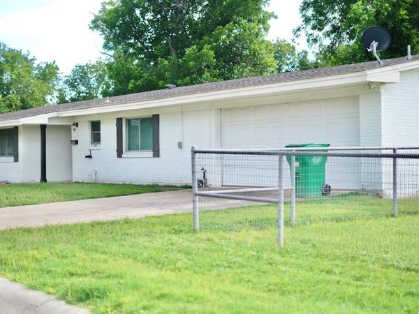 501 N 10th Street, San Saba, TX 76877