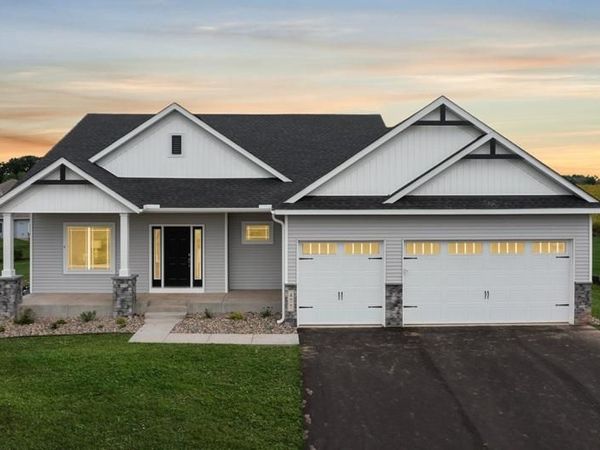 1884 Campfire Drive W, Waconia, MN 55387