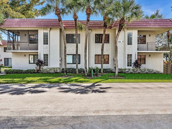 16252 Laurel Drive, Unit 201, Weston, FL 33326