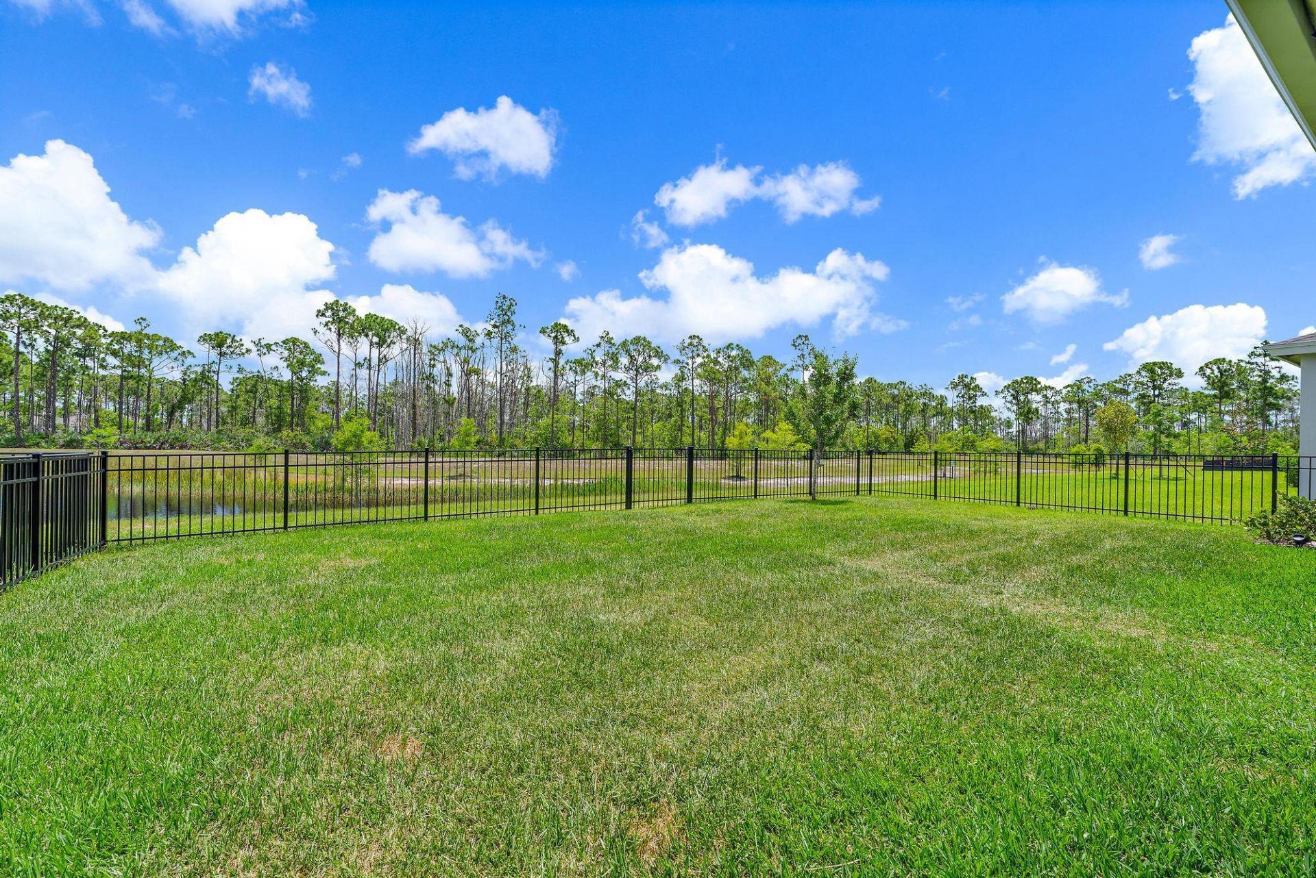 6841 SE Pk Trce Drive, Stuart, FL 34997 Photo