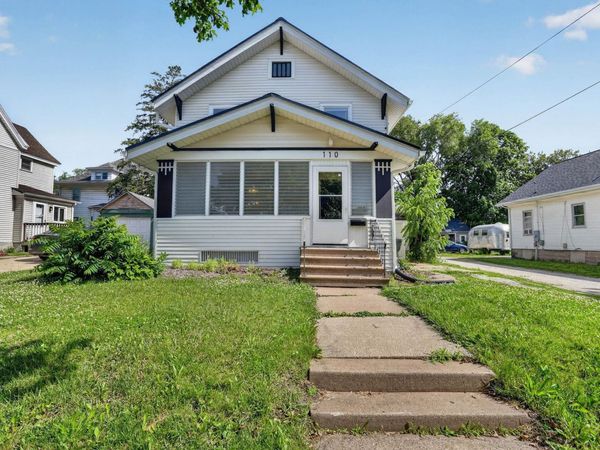 110 E 15th Street, Cedar Falls, IA 50613