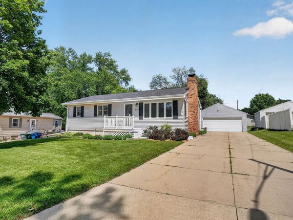 227 Spieker Road, Waterloo, IA 50701