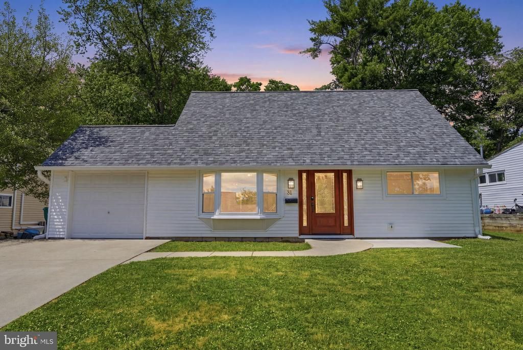 31 VERMILLION LANE , LEVITTOWN, PA 19054