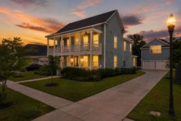 118 Backhurst Drive photo 4