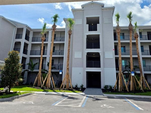19116 SCALLOP LOOP , Unit 303, LAKEWOOD RANCH, FL 34211