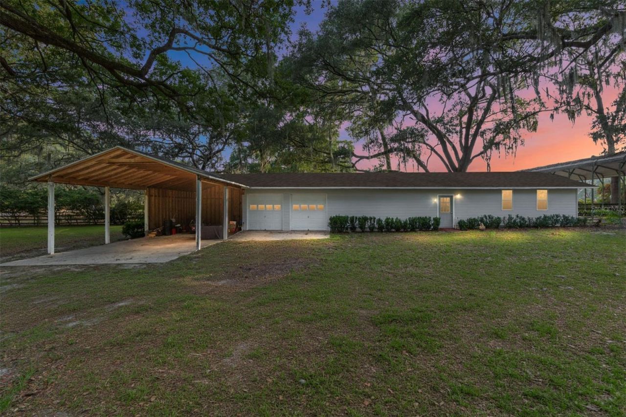 13315 NE 47th Avenue , Anthony, FL 32617 Photo