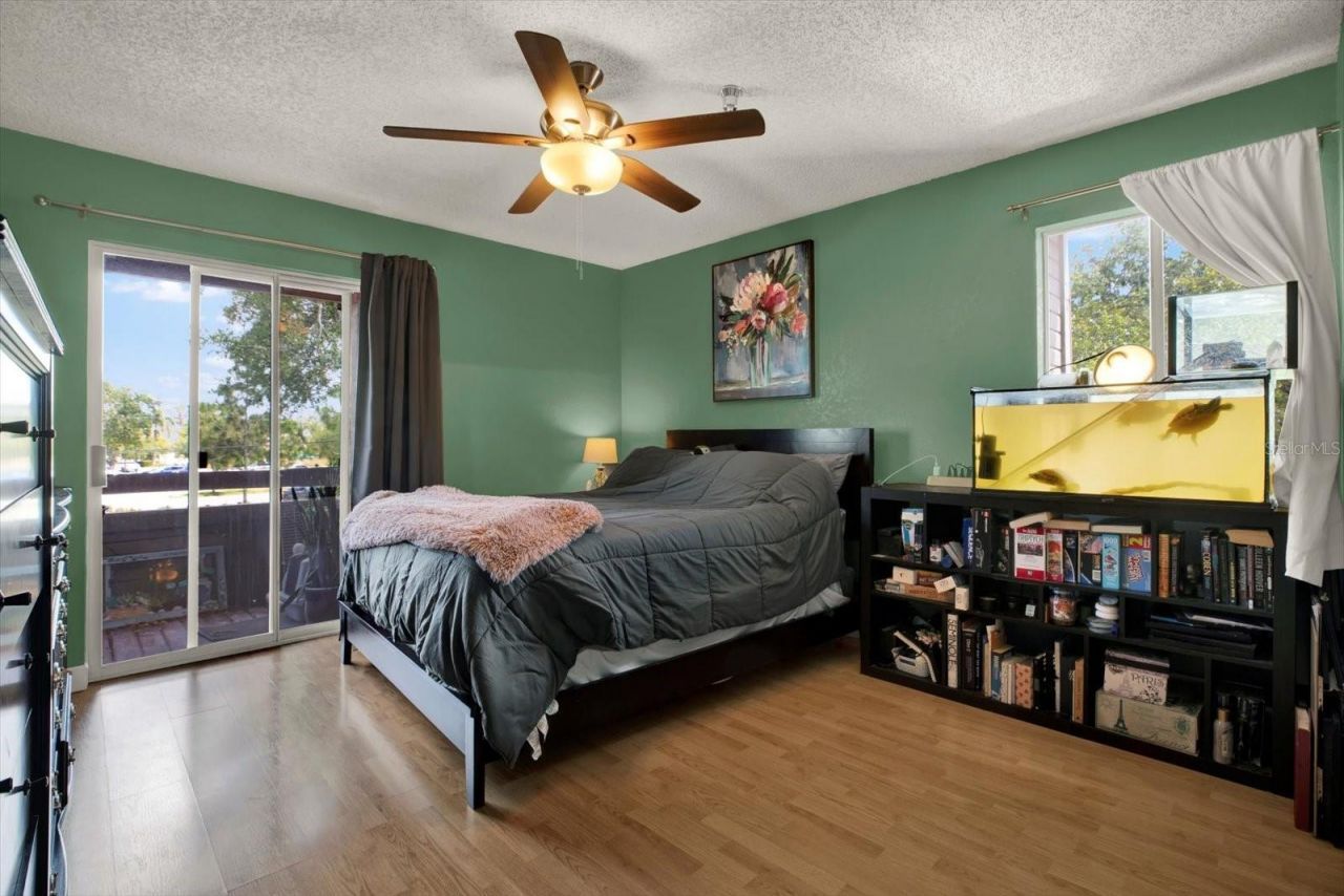 10265 Gandy Boulevard N, Unit 906, Saint Petersburg, FL 33702 Photo