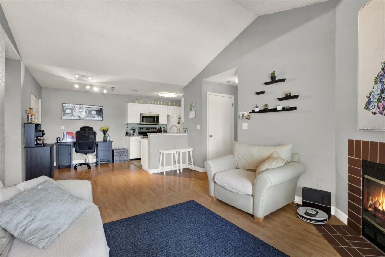 10265 Gandy Boulevard N, Unit 906, Saint Petersburg, FL 33702 Photo