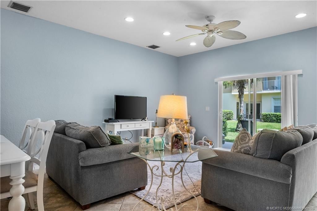 1560 SE Wilshire Place, Unit 102, Stuart, FL 34994 Photo