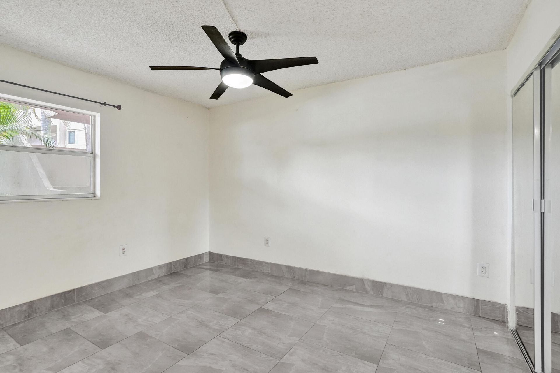 8301 Sands Point Boulevard, Unit S102, Tamarac, FL 33321 Photo
