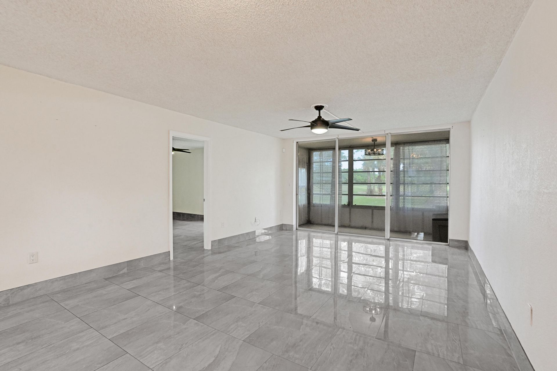 8301 Sands Point Boulevard, Unit S102, Tamarac, FL 33321 Photo