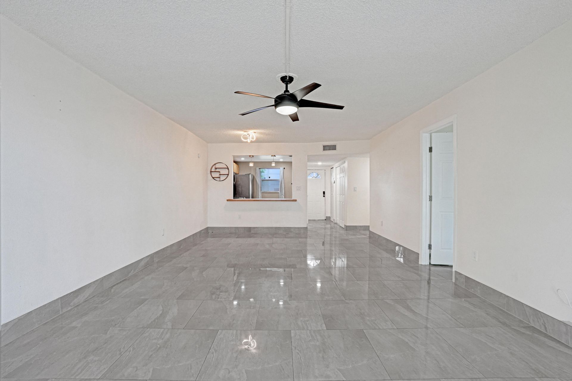 8301 Sands Point Boulevard, Unit S102, Tamarac, FL 33321 Photo
