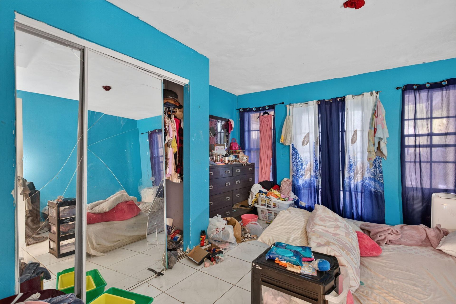 4390 NW 35th Avenue, Lauderdale Lakes, FL 33309 Photo