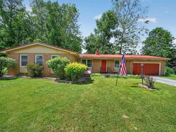 53449 Martin Lane, South Bend, IN 46635