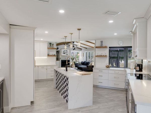 1206 Par View Dr, Sanibel, FL 33957