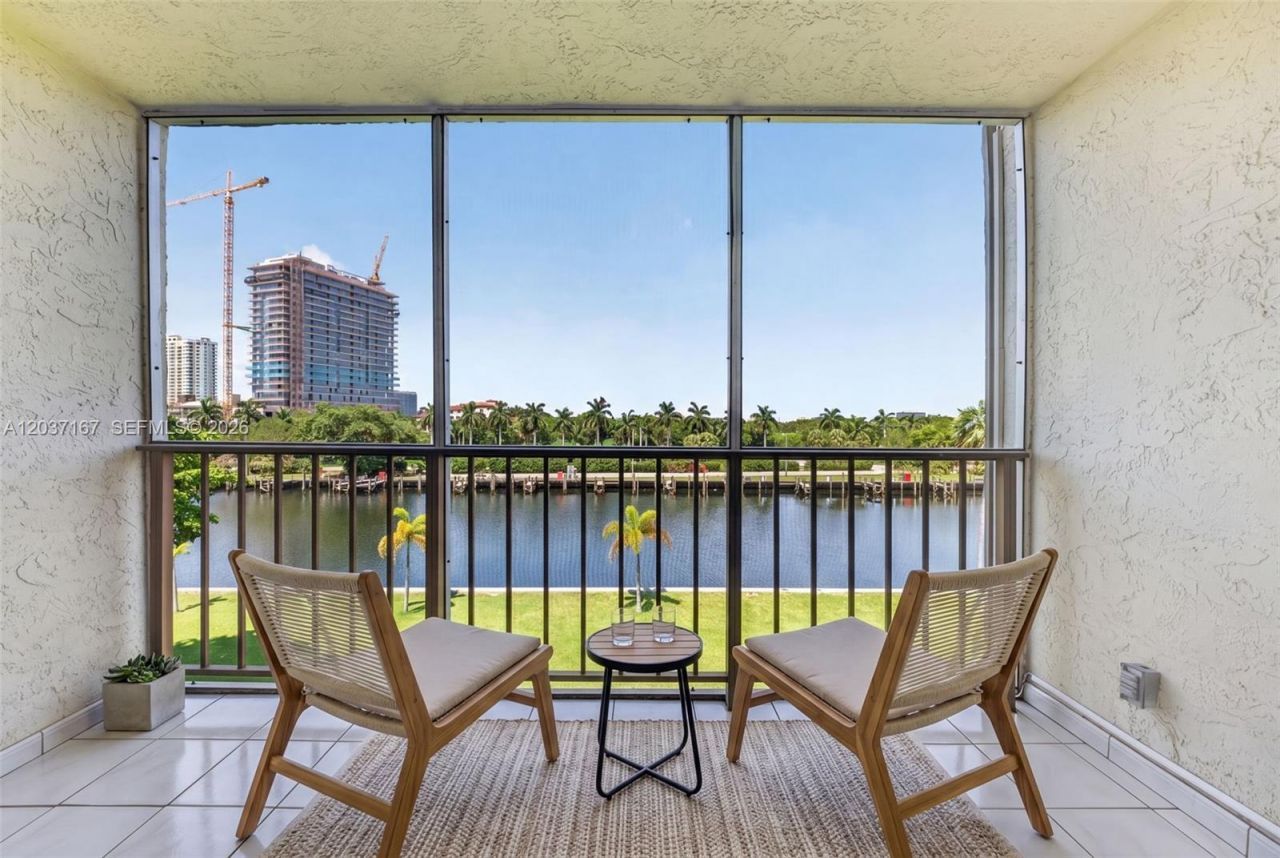 601 Three Islands Blvd , Unit 403, Hallandale Beach, FL 33009 Photo