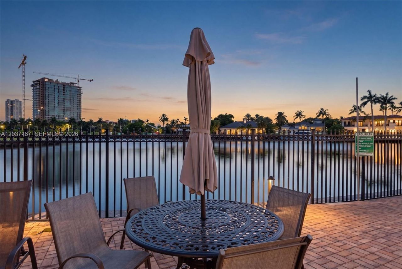 601 Three Islands Blvd , Unit 403, Hallandale Beach, FL 33009 Photo