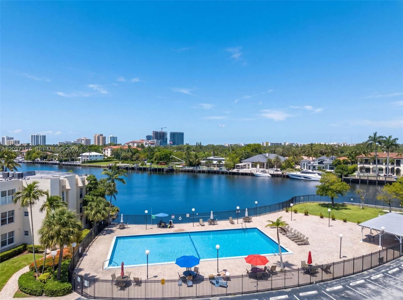 601 Three Islands Blvd , Unit 403, Hallandale Beach, FL 33009 Photo