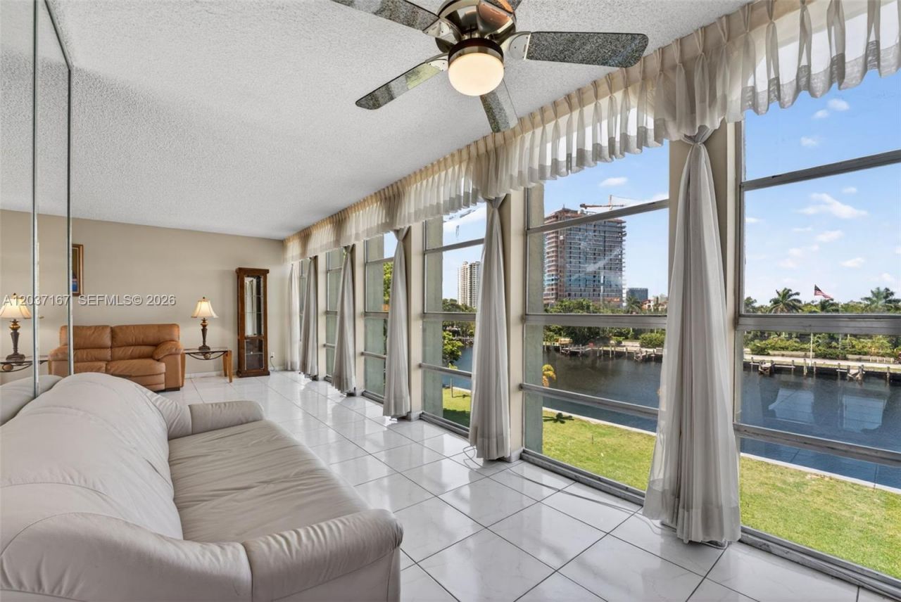 601 Three Islands Blvd , Unit 403, Hallandale Beach, FL 33009 Photo