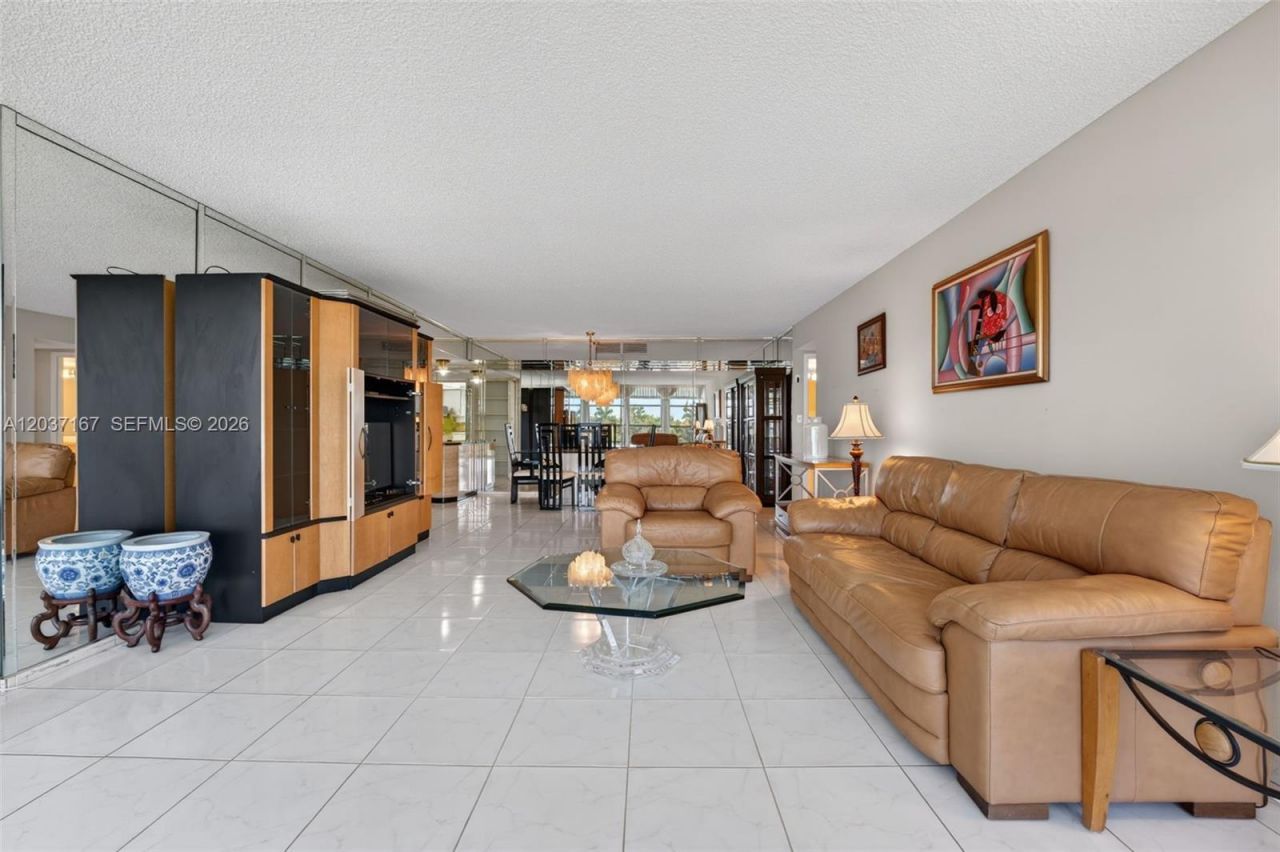 601 Three Islands Blvd , Unit 403, Hallandale Beach, FL 33009 Photo