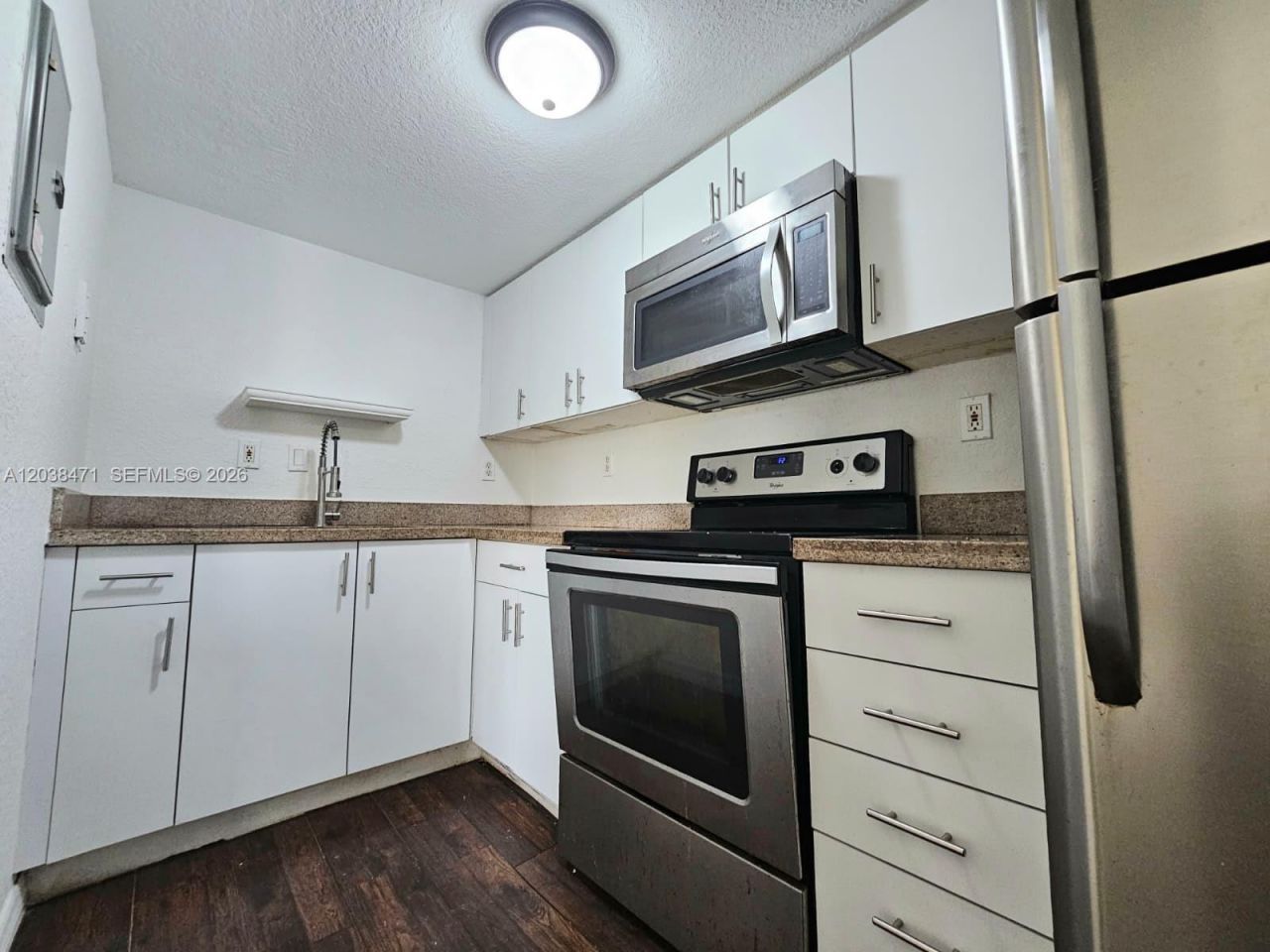 300 NW 84th Ter, Unit 300, Miami, FL 33150 Photo