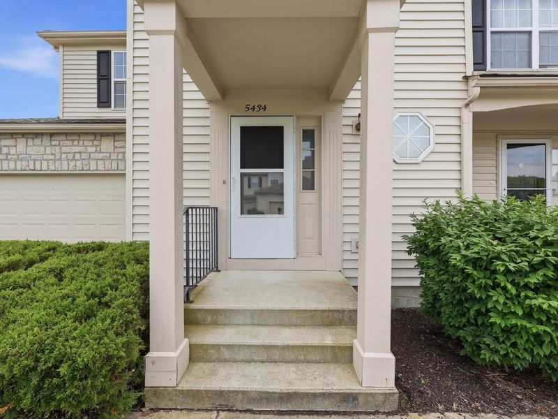 5434 Coral Berry Drive, Unit 59A, Columbus, OH 43235 Photo 3