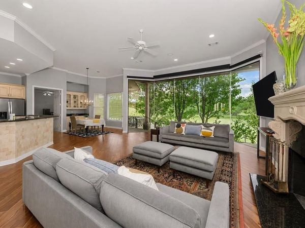 5974 River Bend Drive, Benbrook, TX 76132