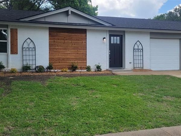2700 Ozark Drive , Arlington, TX 76014