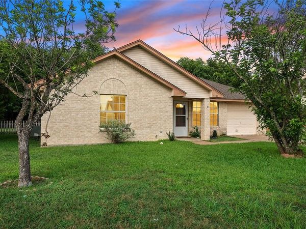 1307 Luanne, Bellmead, TX 76705