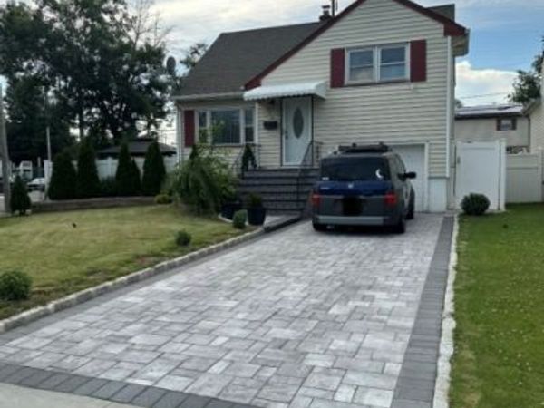 422 W Linden Ave, Linden, NJ 07036