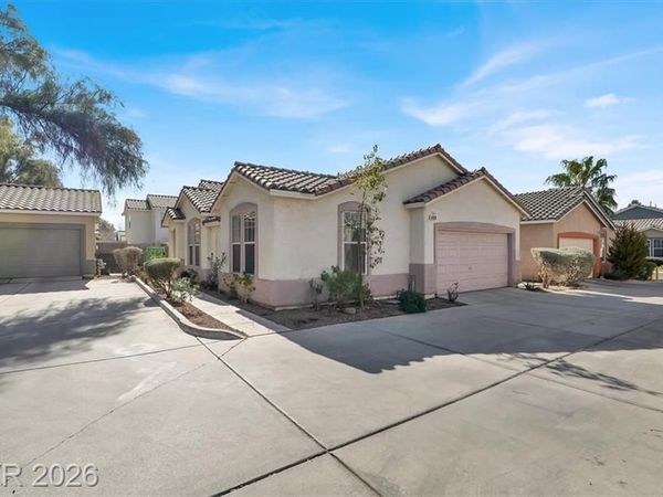 4998 Miners Ridge Drive , Las Vegas, NV 89122