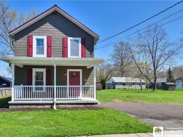 53 Beckman Avenue , Westfield, NY 14787