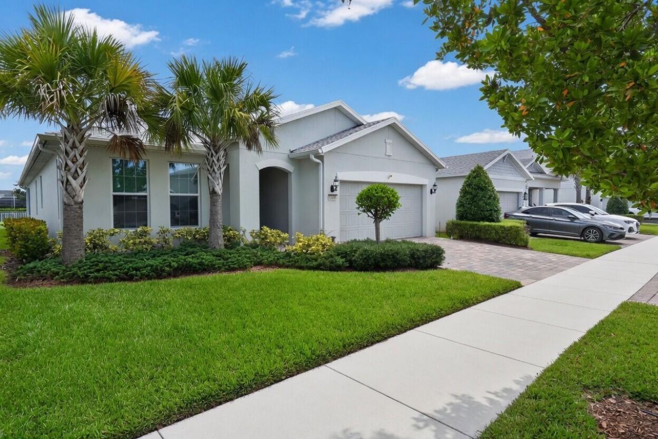 10430 SW Captiva Drive, Port Saint Lucie, FL 34987 Photo