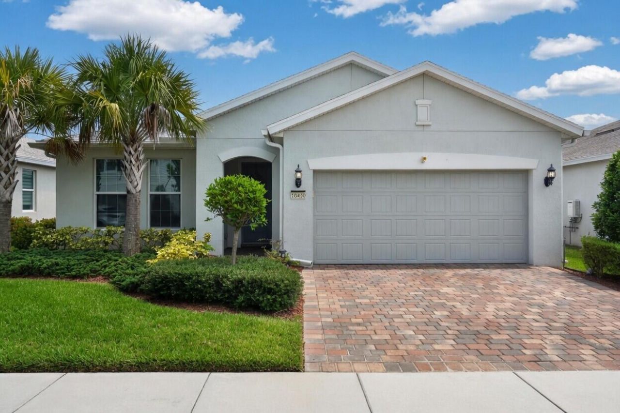 10430 SW Captiva Drive, Port Saint Lucie, FL 34987 Photo