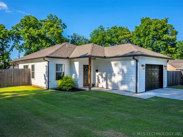 900 E 6th, Ada, OK 74820