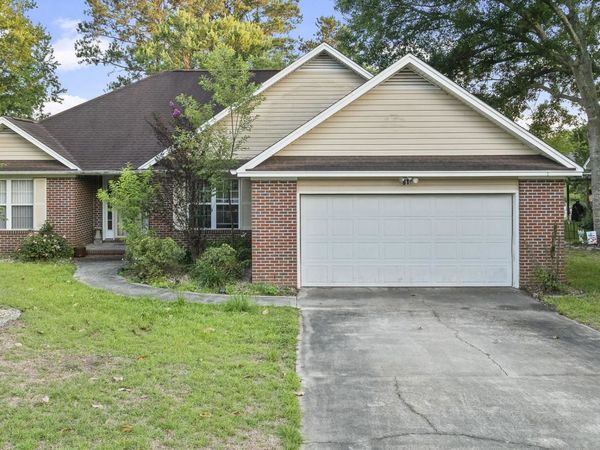 619 Blackstone Dr., Myrtle Beach, SC 29588