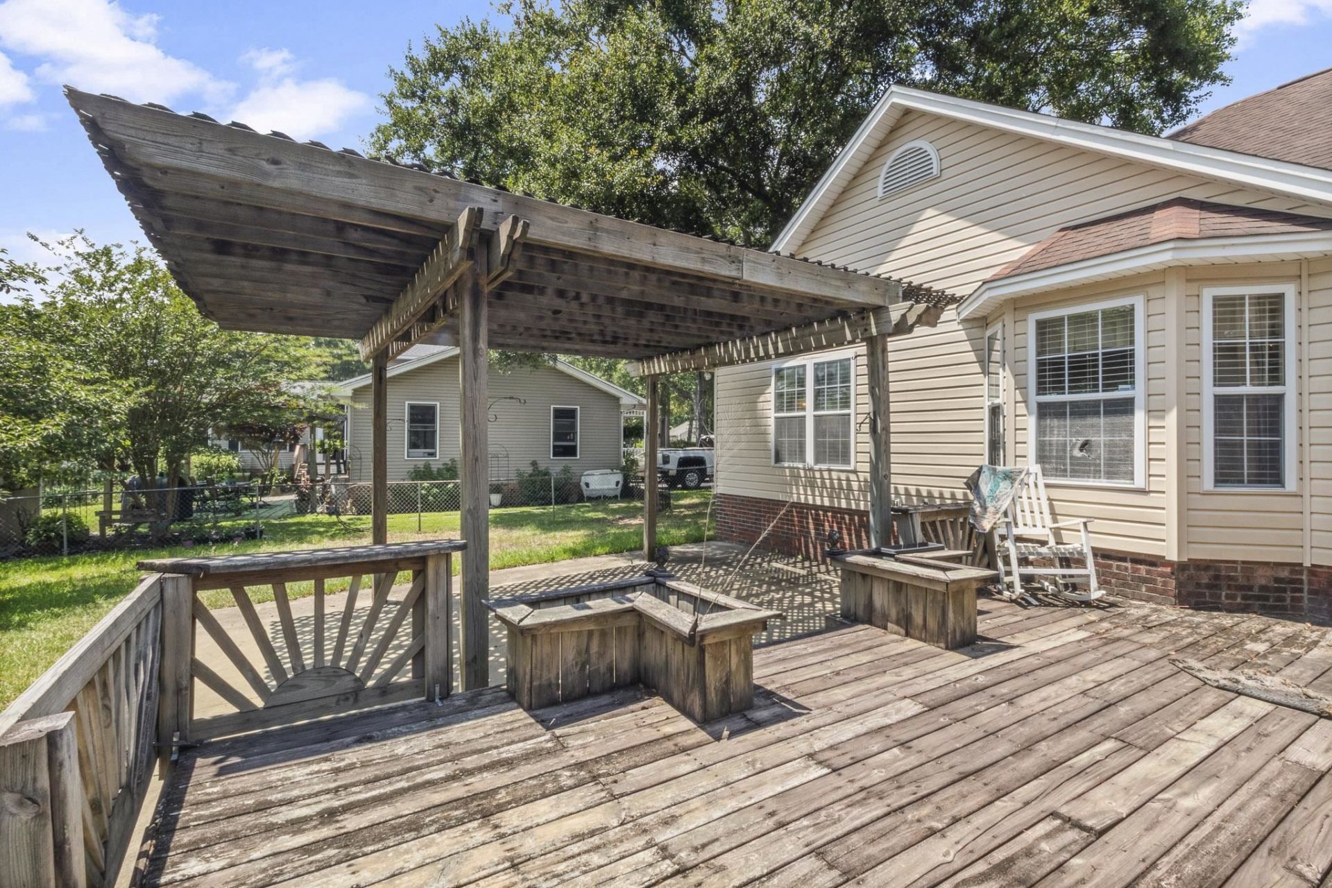 619 Blackstone Dr. Photo 14