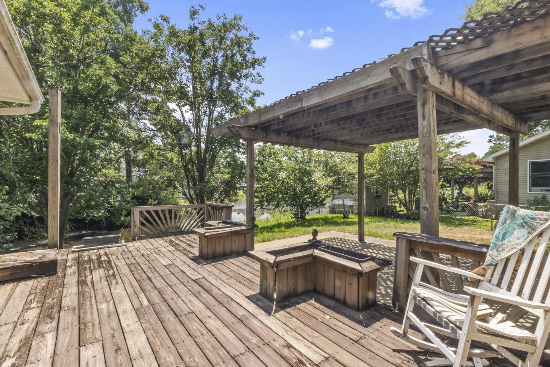 619 Blackstone Dr. Photo 15