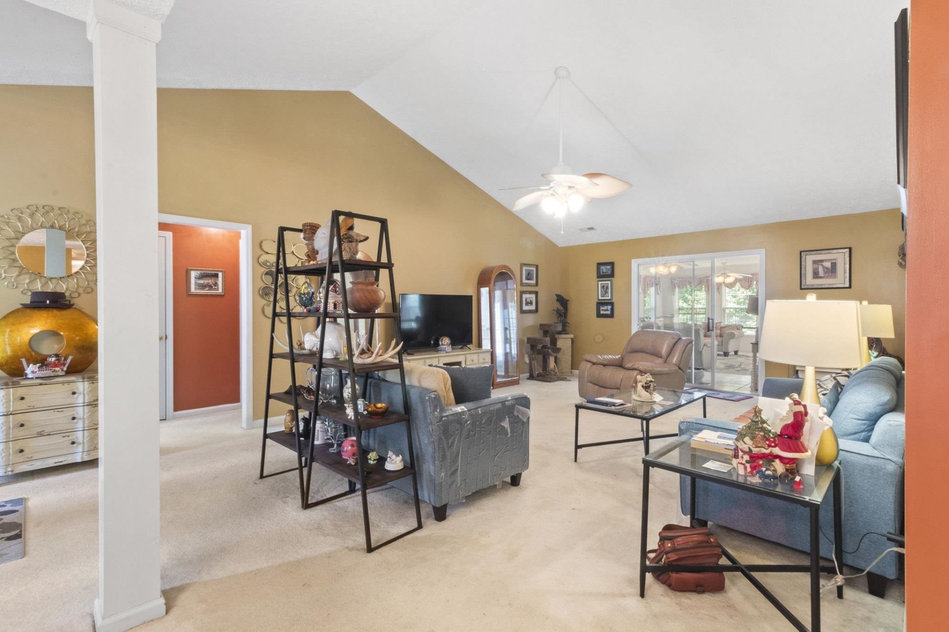 619 Blackstone Dr. Photo 17