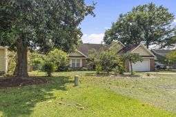 619 Blackstone Dr. photo 4