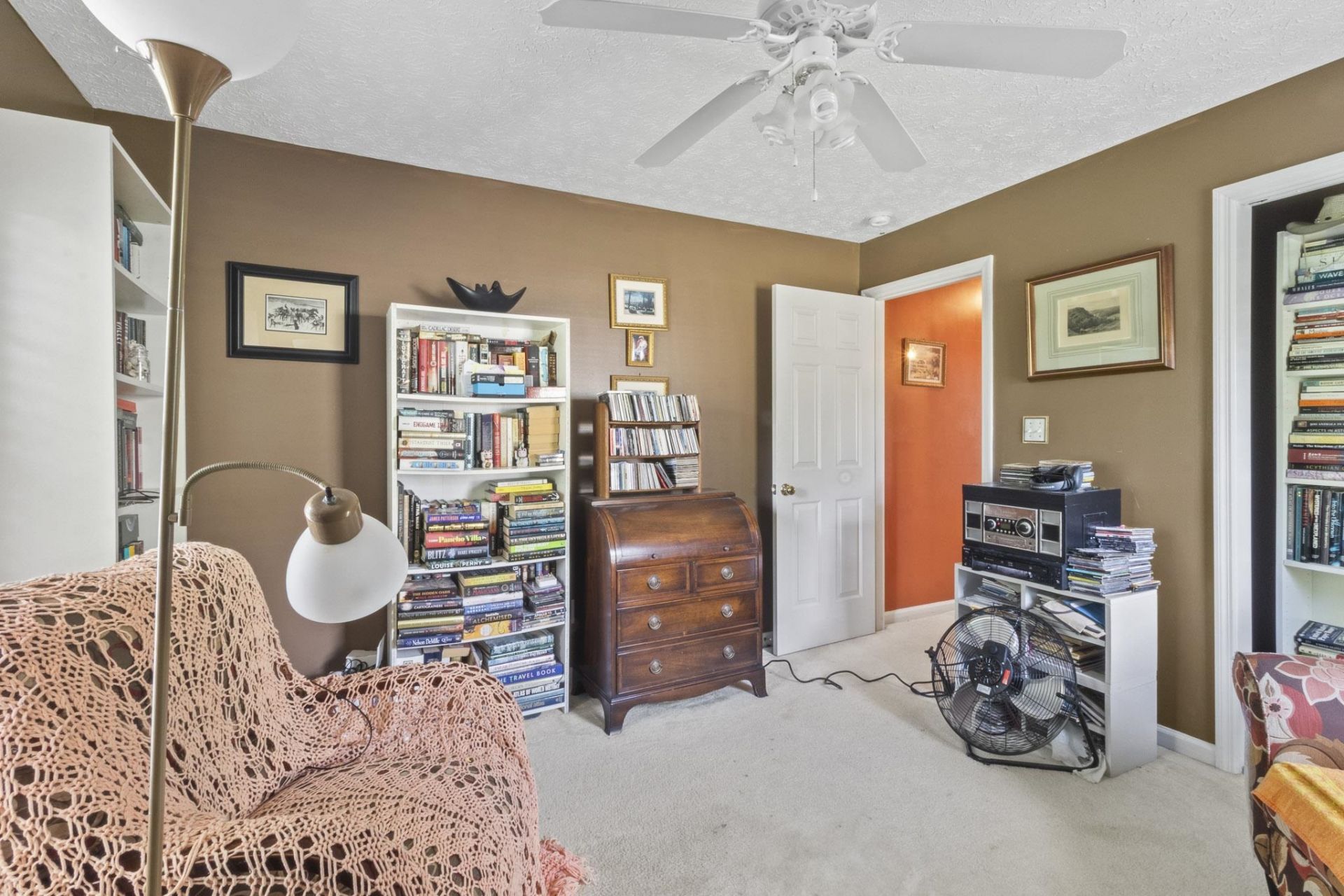 619 Blackstone Dr. Photo 36